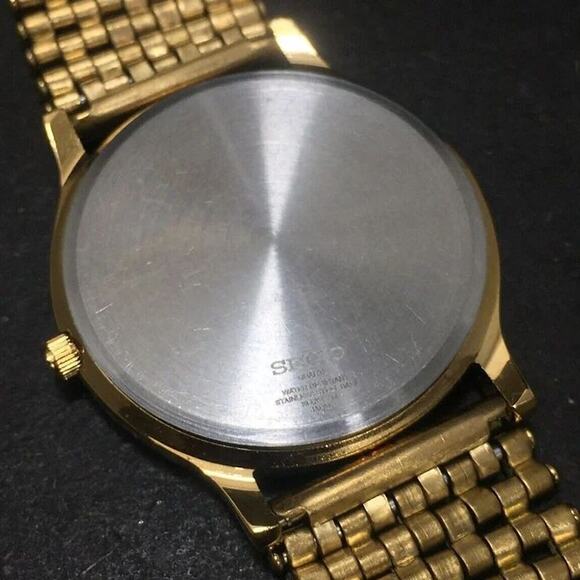 Vintage Style Seiko Quartz Mens Gold Watch & Blue accents W/ Metal Strap - Picture 6 of 6